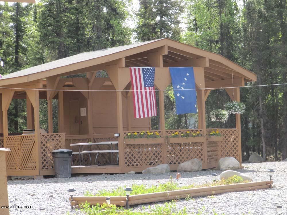 37180 Glacier Blue St, Soldotna, AK 99669